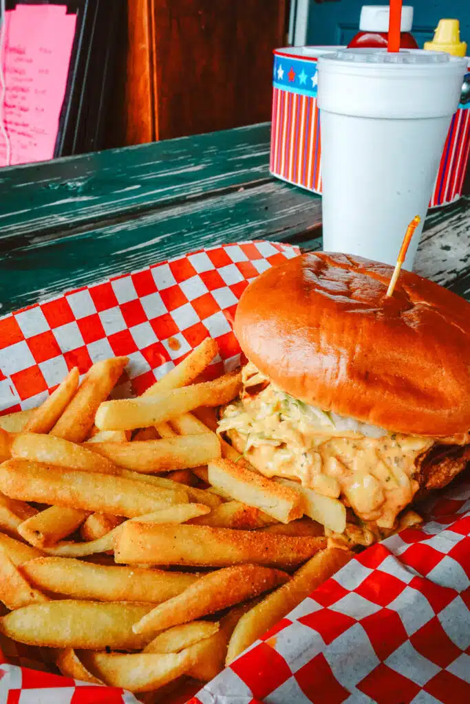 9-best-stops-on-a-road-trip-from-salt-lake-city-to-jackson-hole-her